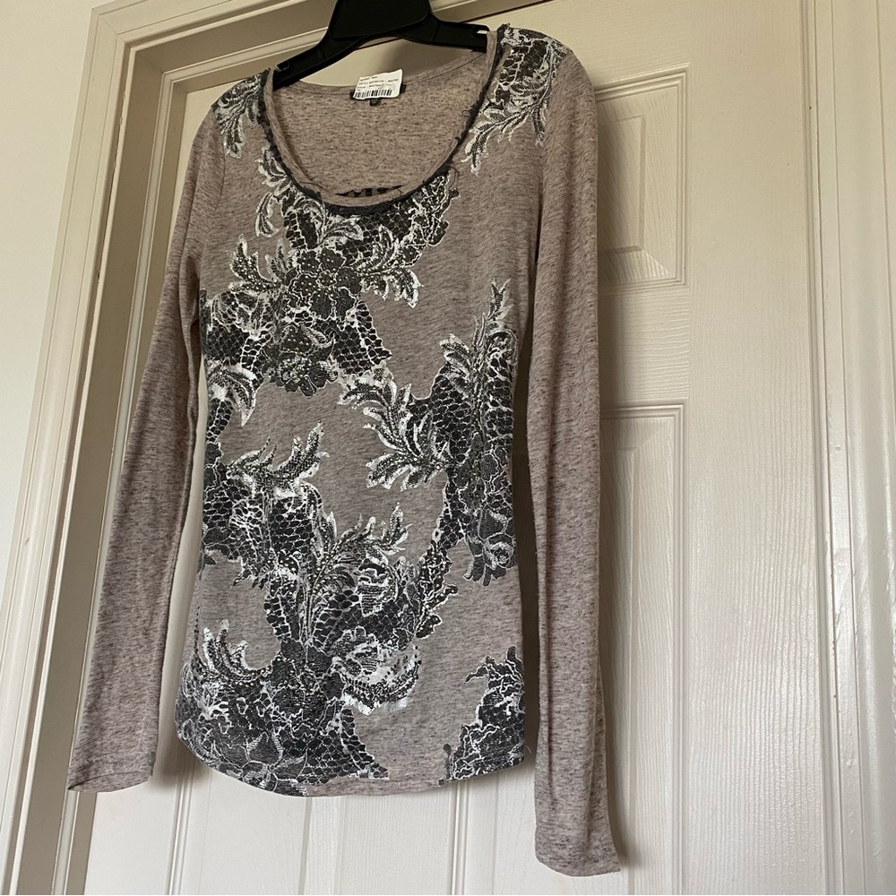 Miss me size small long sleeve top - Picture 2 of 4